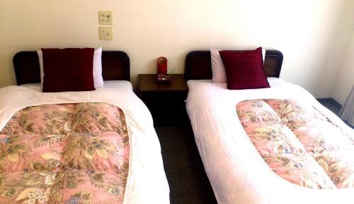 Twin Room with Private Bathroom - Non-Smoking