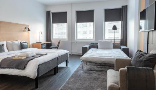 Small Family Suite