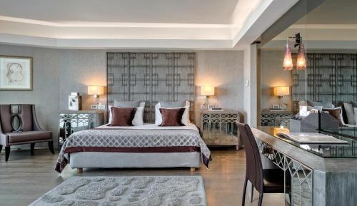 Divine Suite