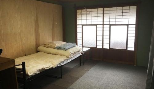 Economy Twin Room
