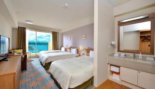 Standard Triple Room with Sea View- Non-Smoking