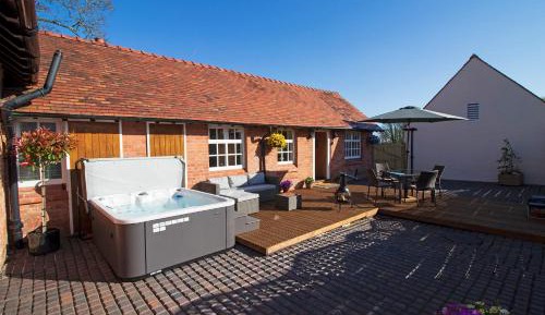 One-Bedroom Cottage