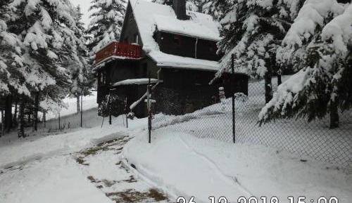 Apartment with Mountain View