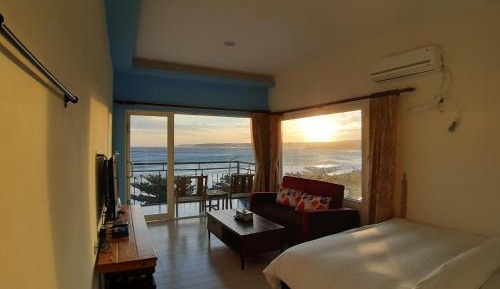 Deluxe Double Room with Balcony and Sea View