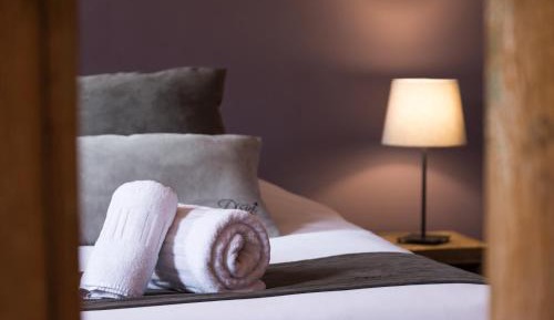 Suite (2 Adults + 2 Children)
