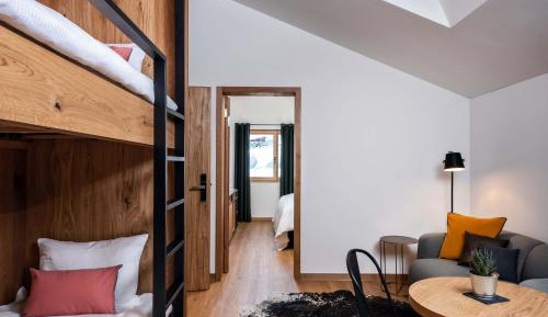 Suite with Mountain View