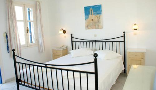 Double or Twin Room with Garden or Mountain View