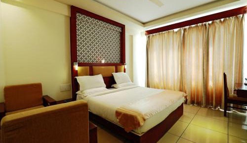 Superior Double Room with Balcony