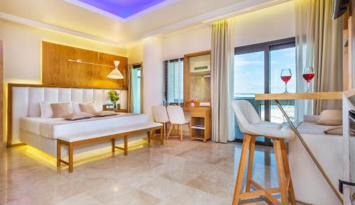 Suite with Sea View