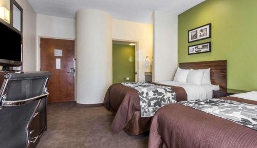 Queen Room with Two Queen Beds - Non-Smoking