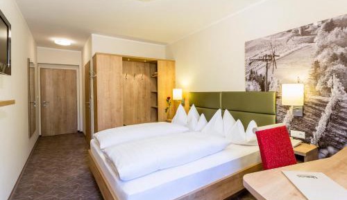 Standard Double Room with Air Conditioning