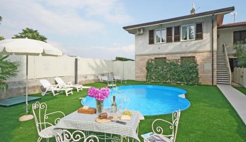 Two-Bedroom Apartment with Private Pool