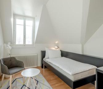 Quadruple Room with River and Mountain View