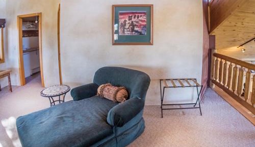 Deluxe King Suite - Loft