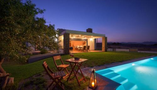 Villa - Beach Front