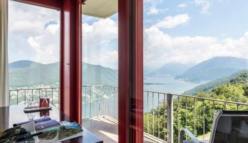 Twin Room with Lake View