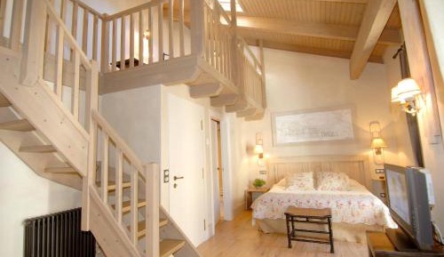 Apartment - Split Level