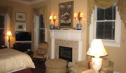 Queen Room