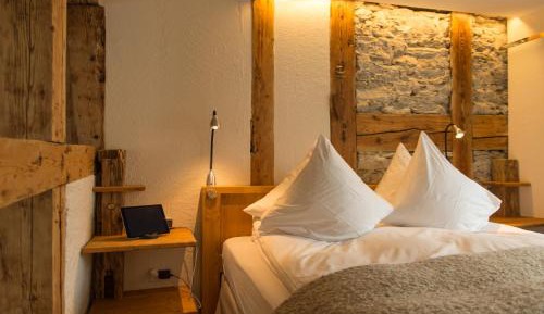 Easy Alpine double room