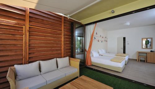 Superior Family Room (Cabana Superior)