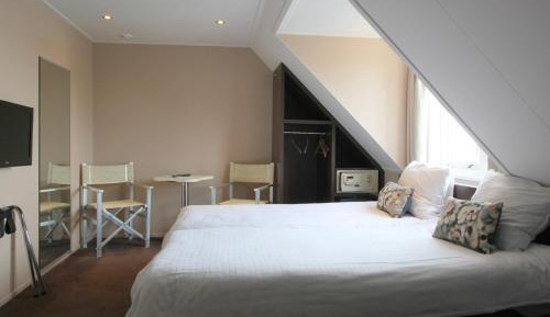 Comfort Double or Twin Room with Lake view