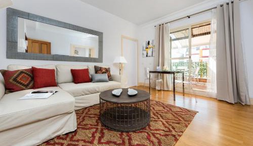 1 bedroom Apartment with terrace & solarium