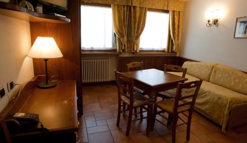 One-Bedroom Apartment (3 Adults)