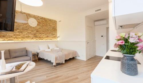 Studio with Balcony