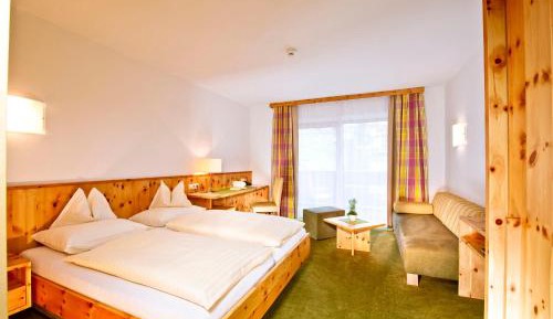 Superior Double Room with Balcony