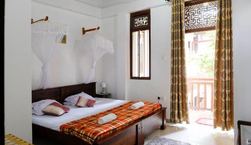 Queen Room with Balcony