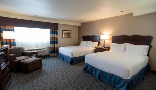 Standard Queen Room with Two Queen Beds - Extra Floor Space
