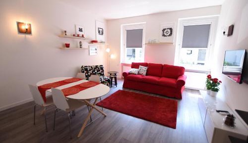 Deluxe Apartment
