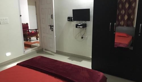 Deluxe Queen Room
