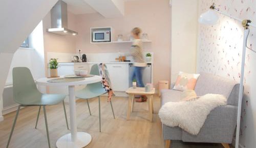 One-Bedroom Apartment - The little swimmers