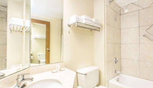 Double Room with Two Double Beds - Non-Smoking