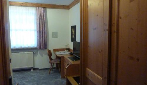 Single Room with Shower