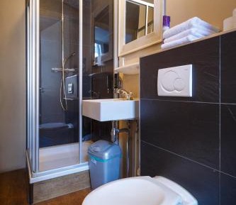 Single Room with Private Bathroom