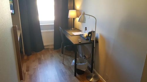 Economy Single Room