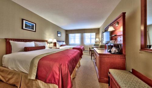 Standard Queen Room with Two Queen Beds