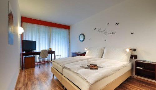 Comfort Twin Room