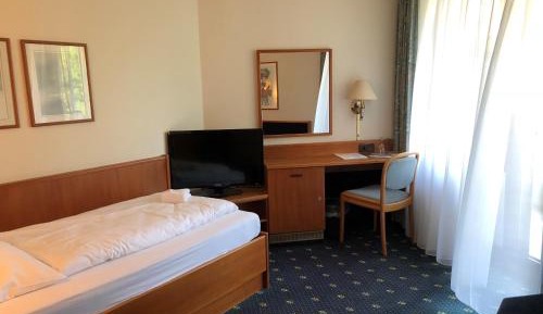 Single Room with Balcony