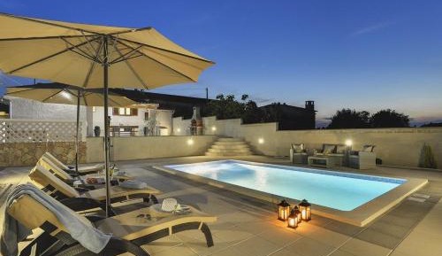 Two-Bedroom Holiday Home