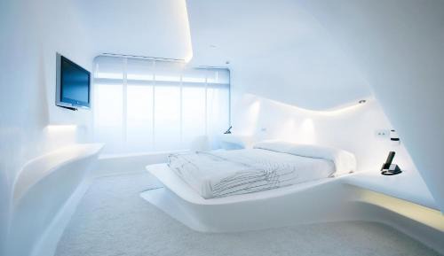 Space Club by Zaha Hadid