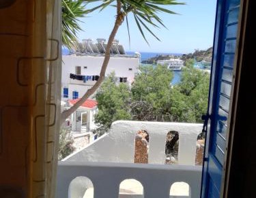 Standard Triple Room with Sea View