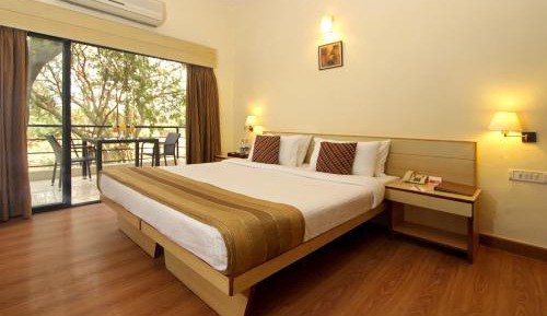 Semi Deluxe Double or Twin Bed with Balcony