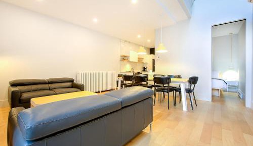 Two-Bedroom Apartment + bunk bed SP109
