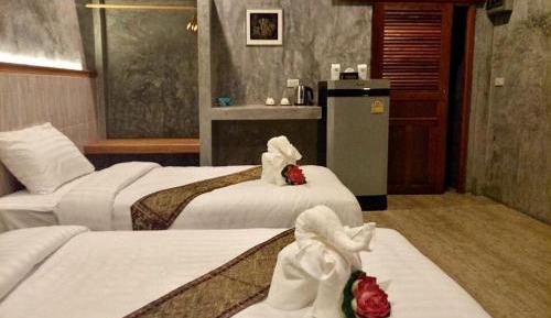 Standard Twin Room