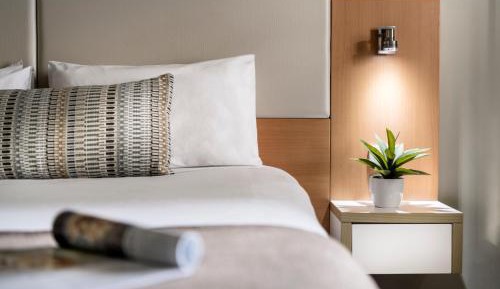 Superior One-Bedroom Apartment