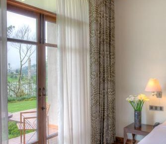 Super Deluxe Lake View – Poyston