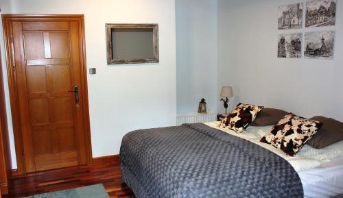 Standard Double or Twin Room with Balcony and Mountain View